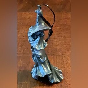 Cracker Barrel Halloween Resin Ghost Witch Ornament 4.75" tall